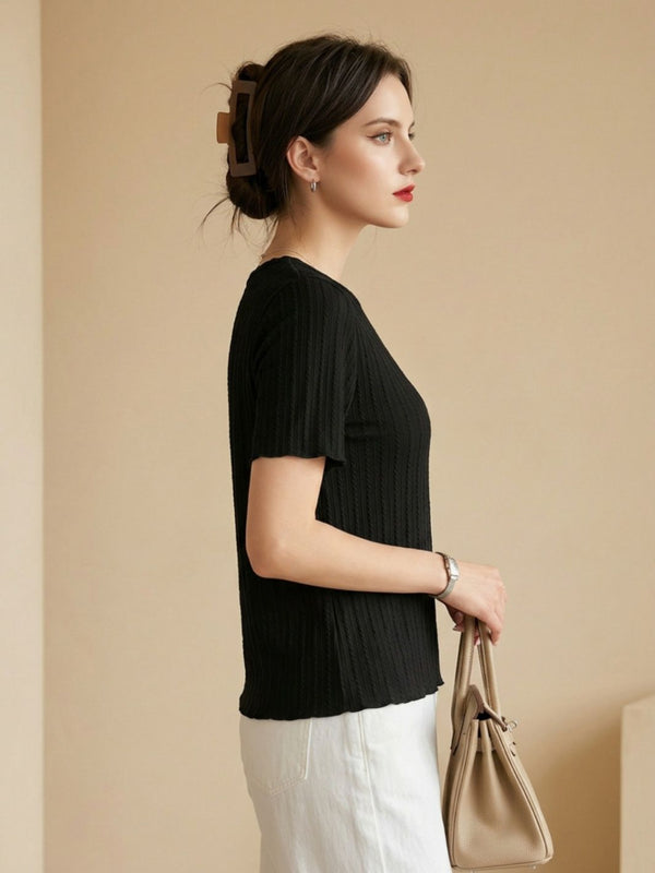 Black t-shirt