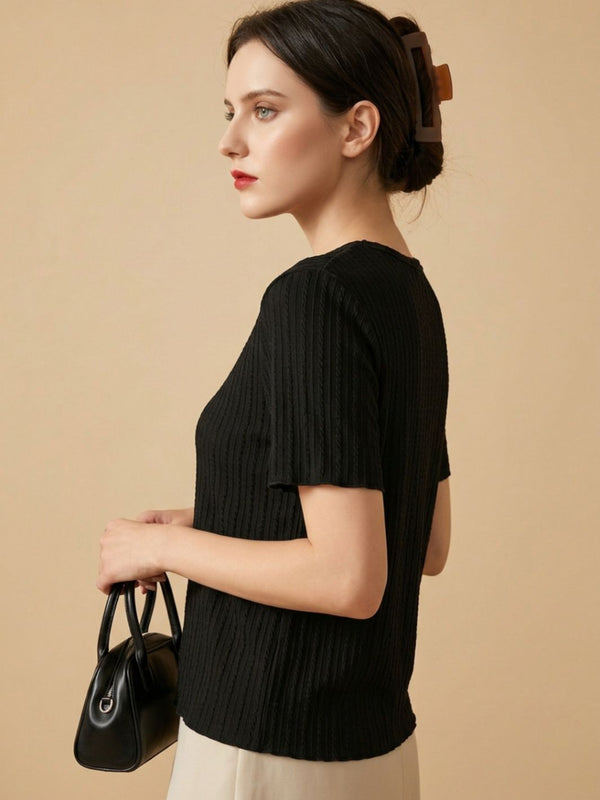 Black t-shirt