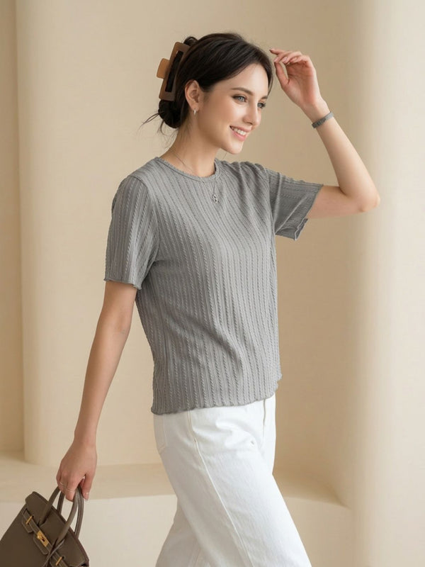 Grey t-shirt