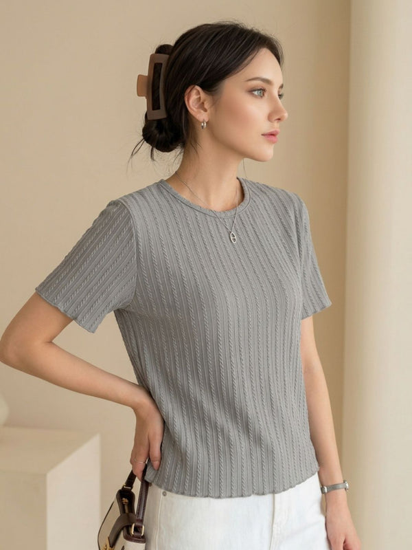 Grey t-shirt