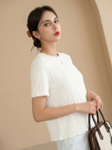 White t-shirt