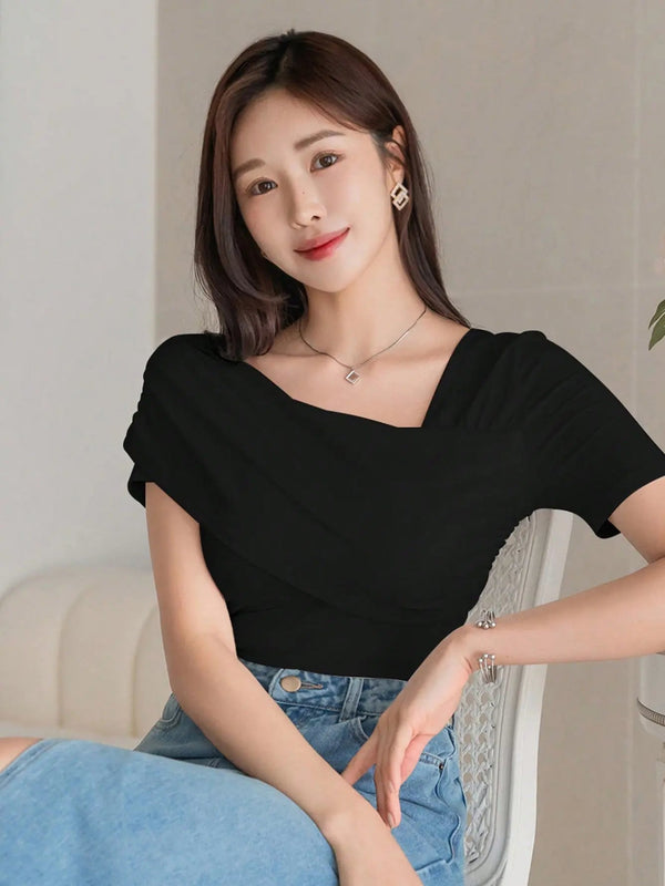Istyle Can Women's Black Ruched Asymmetrical Stretch T-Shirt Istyle Can