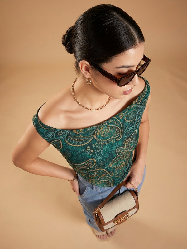 Istyle Can Women Green Mesh Lined Ruched Asymmetric Sleeveless Crop Top