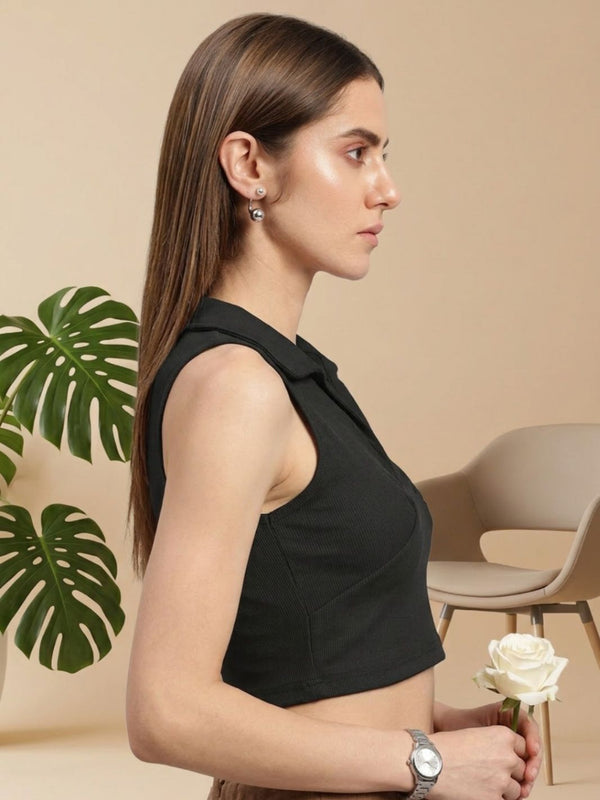 Black ribbed v-neck collar sleeveless crop top