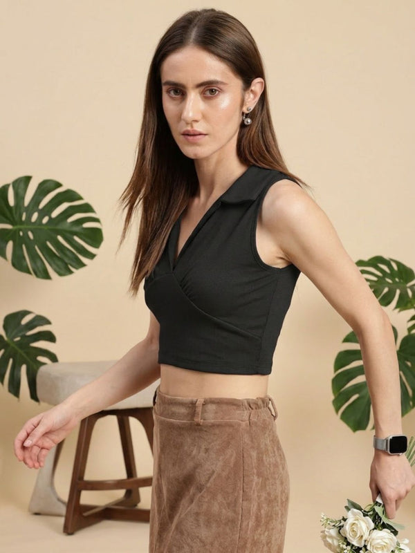 Black ribbed v-neck collar sleeveless crop top