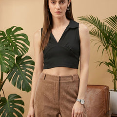 Black ribbed v-neck collar sleeveless crop top