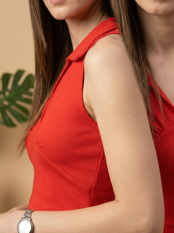 Red ribbed v-neck collar sleeveless crop top