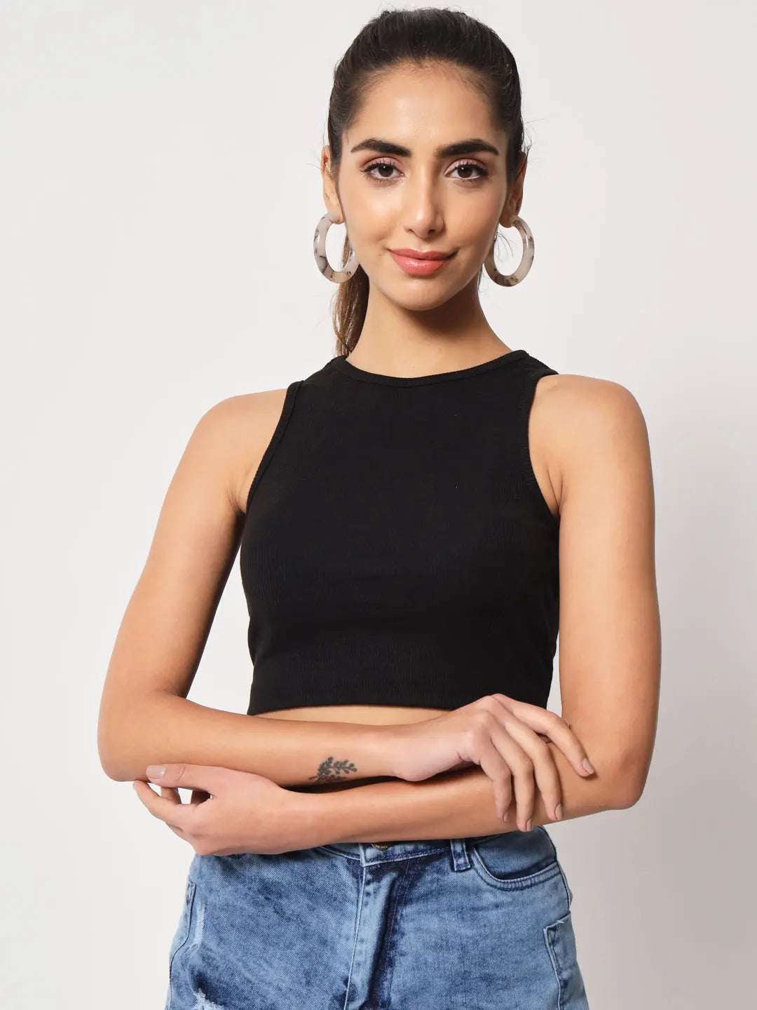 Women's Crew Neck Sleeveless Solid Rib Knit Black Crop Tank Top Istyle Can Main image