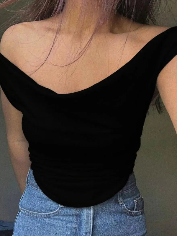 Istyle Can Black Women's Solid/Plain Asymmetric Hem Stretchable Draped Crop Top Istyle Can