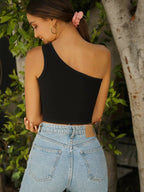 Black Solid Ribbed Sleeveless Single Shoulder Stretchable Slim Fit Crop Tank Top