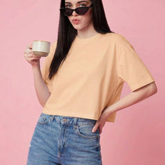 Istyle Can Beige Boxy Crop T-Shirt Styling View 1