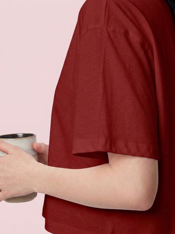 Istyle Can Maroon Boxy Crop T-Shirt Model View