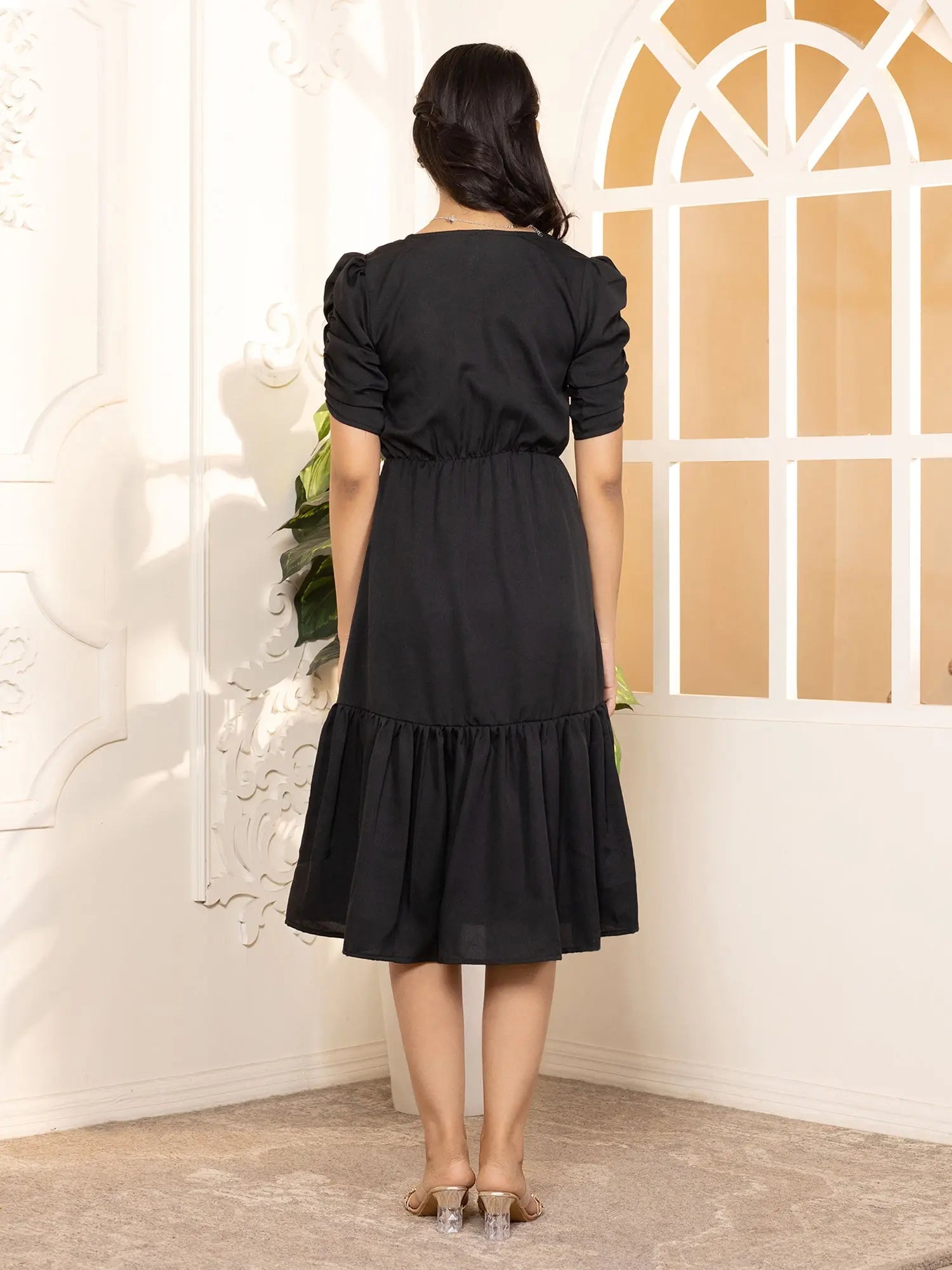 Black Exquisite Solid Pleated Fit and Flare Dress - Adjustable Waistline, Knee-Length, 3/4 Sleeves, Square Neck, A-Line