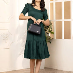 Green Exquisite Solid Pleated Fit and Flare Dress - Adjustable Waistline, Knee-Length, 3/4 Sleeves, Square Neck, A-Line