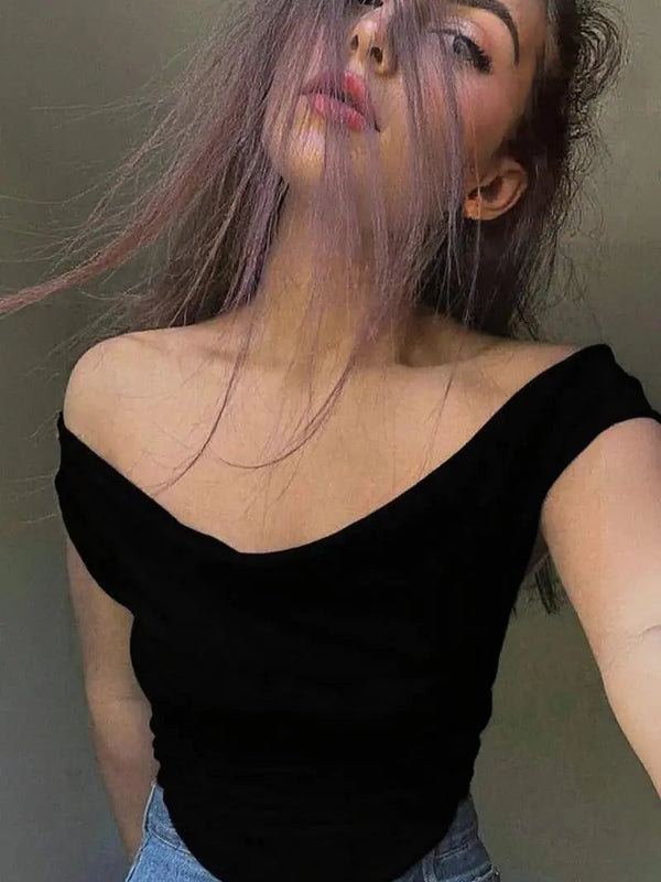 Istyle Can Black Women's Solid/Plain Asymmetric Hem Stretchable Draped Crop Top Istyle Can