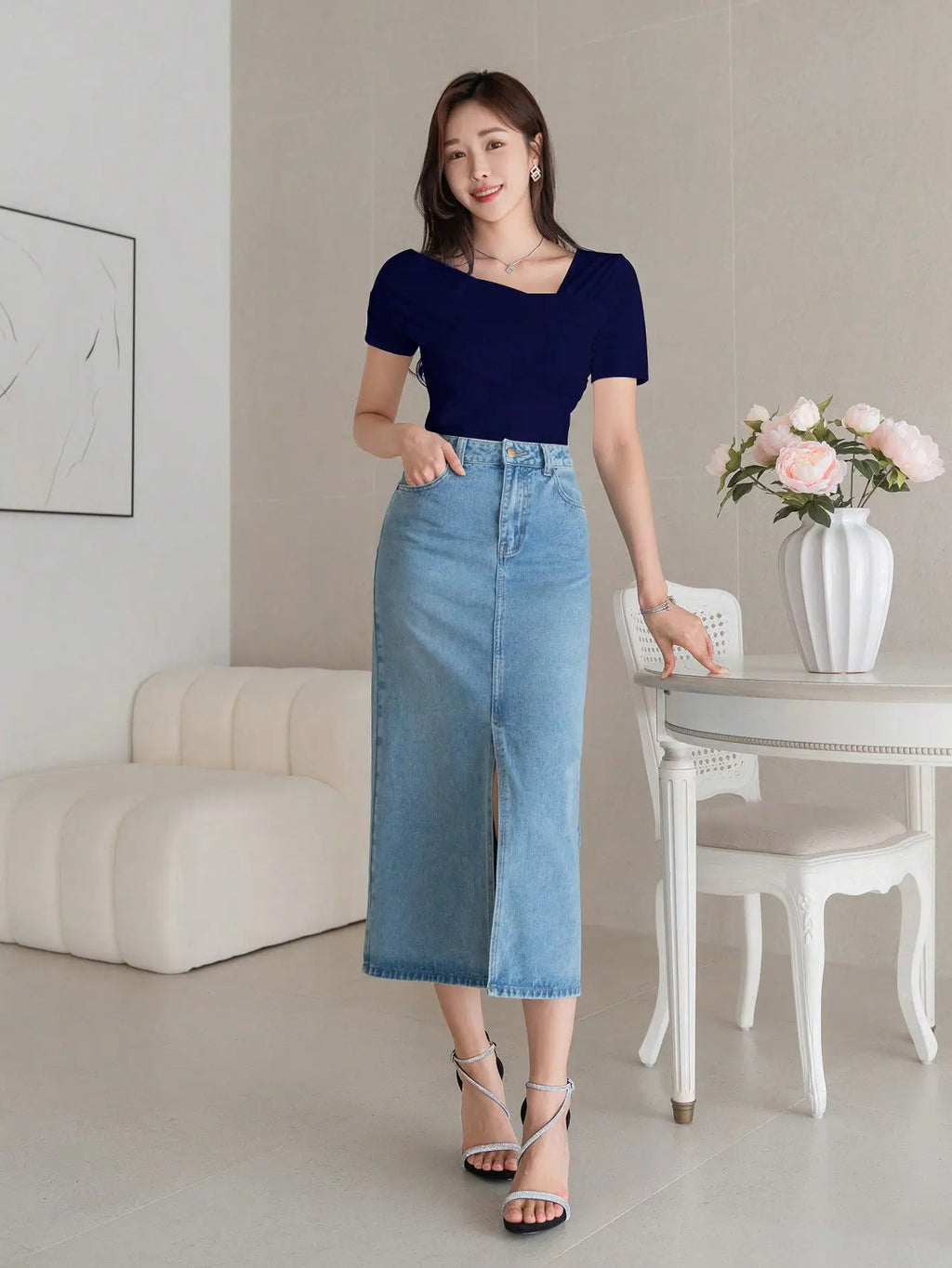 Istyle Can Women's Navy Blue Ruched Asymmetrical Stretch T-Shirt Istyle Can