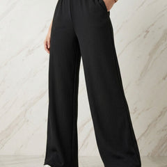 Istyle Can black mid-rise straight fit trousers for women with elastic waist and side pockets