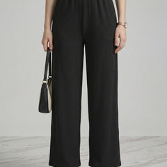Istyle Can black mid-rise straight fit trousers for women with elastic waist and side pockets
