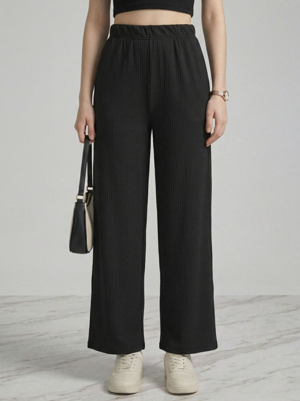 Istyle Can black mid-rise straight fit trousers for women with elastic waist and side pockets