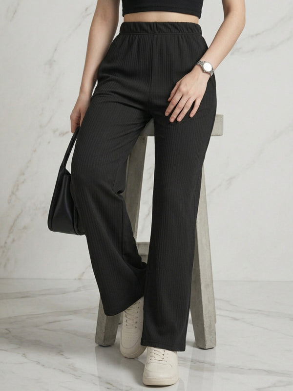 Istyle Can black mid-rise straight fit trousers for women with elastic waist and side pockets