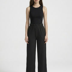 Istyle Can black mid-rise straight fit trousers for women with elastic waist and side pockets