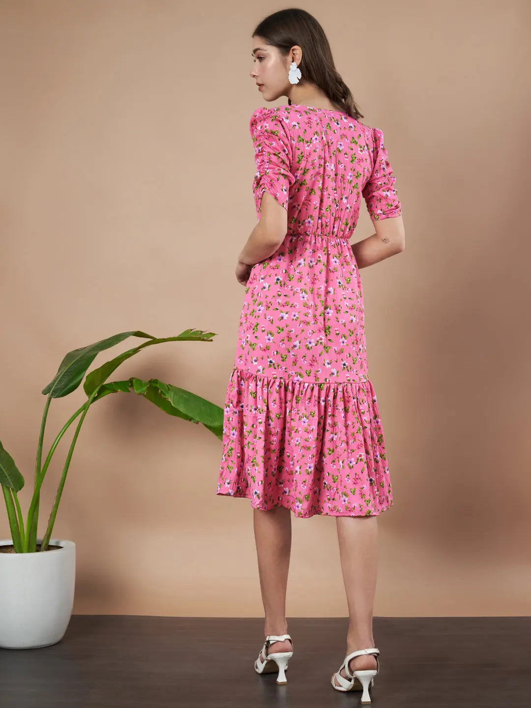Pink Exquisite Floral Printed Pleated Fit and Flare Dress - Adjustable Waistline, Knee-Length, 3/4 Sleeves, Square Neck, A-Line