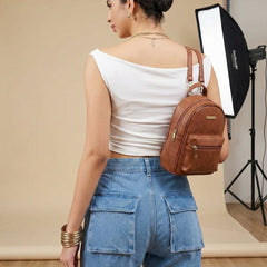 Women's White Solid/Plain Asymmetric Hem Stretchable Draped Crop Top