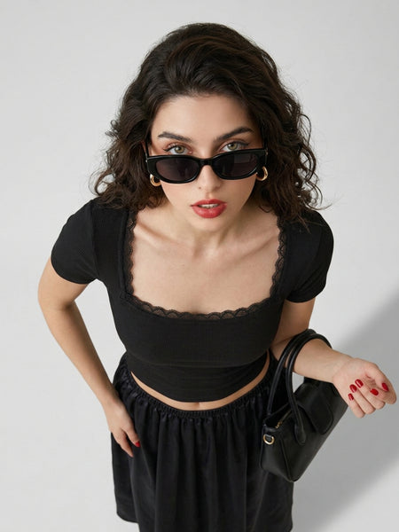 Black crop top view 3