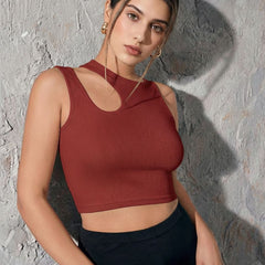 maroon top
