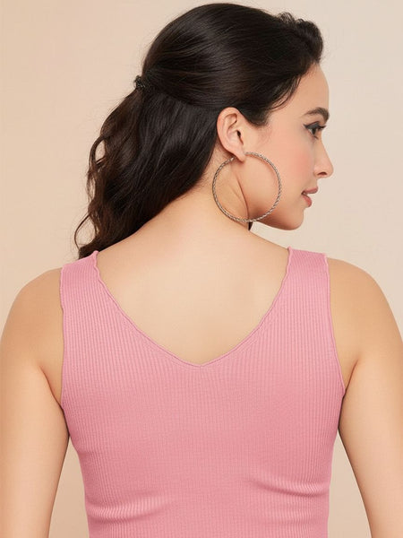 pink top