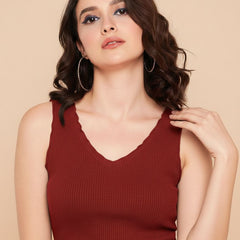 maroon top