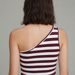 maroon top