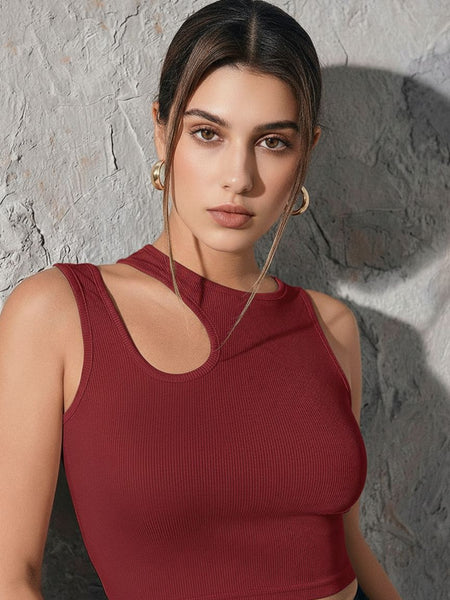 maroon top