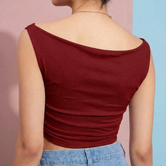 maroon top