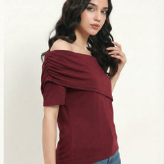 maroon top