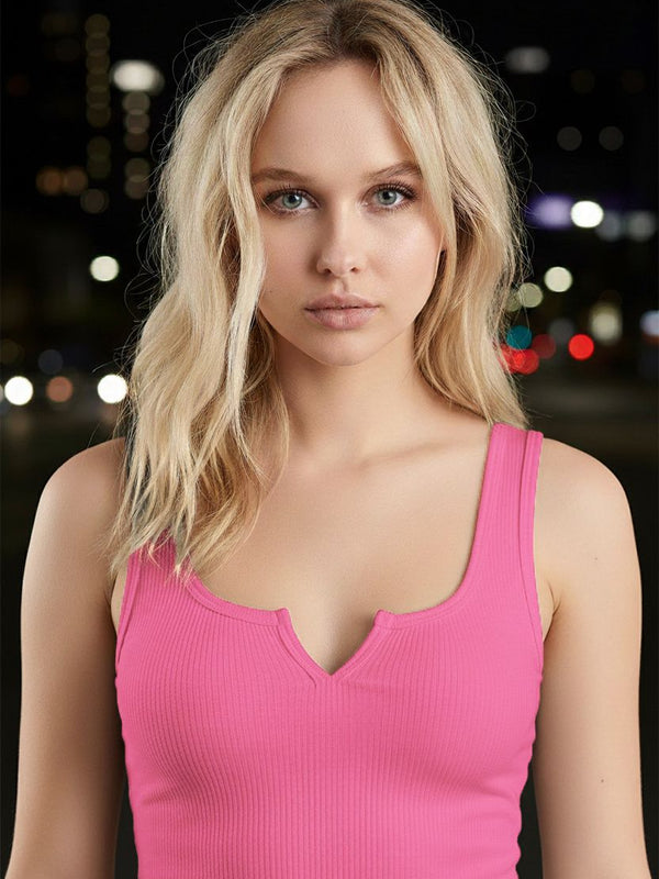 pink top