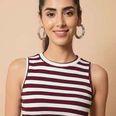 maroon top