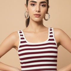 maroon top
