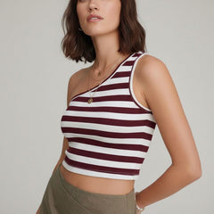 maroon top